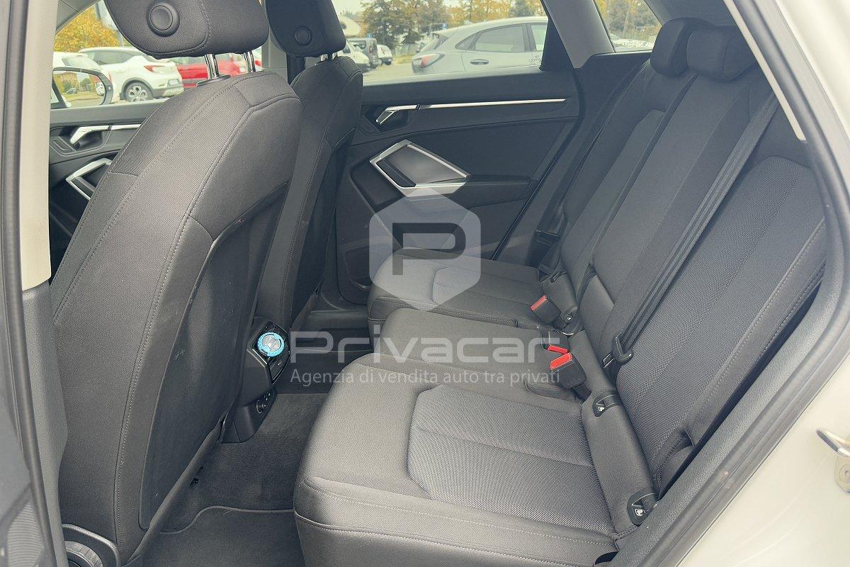 AUDI Q3 35 TFSI S tronic S line edition