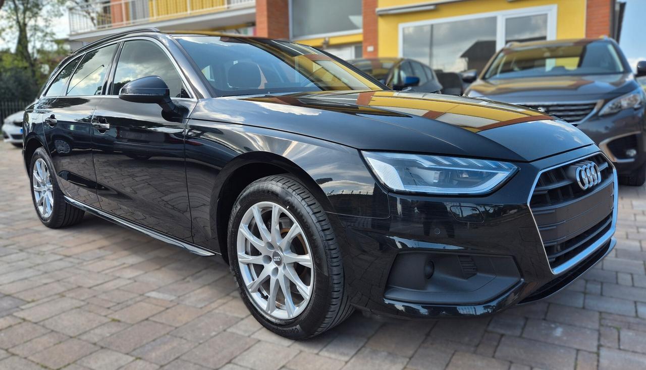 Audi A4 Avant 40 g-tron S tronic Business Advanced