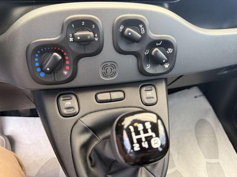 FIAT Panda Cross 1.2 69cv E6d-Temp Connected By Wind