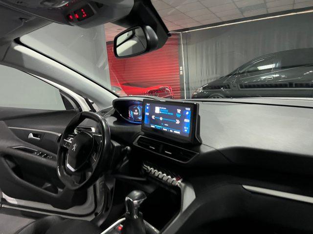 PEUGEOT 3008 BlueHDi 130 S&S Active Pack
