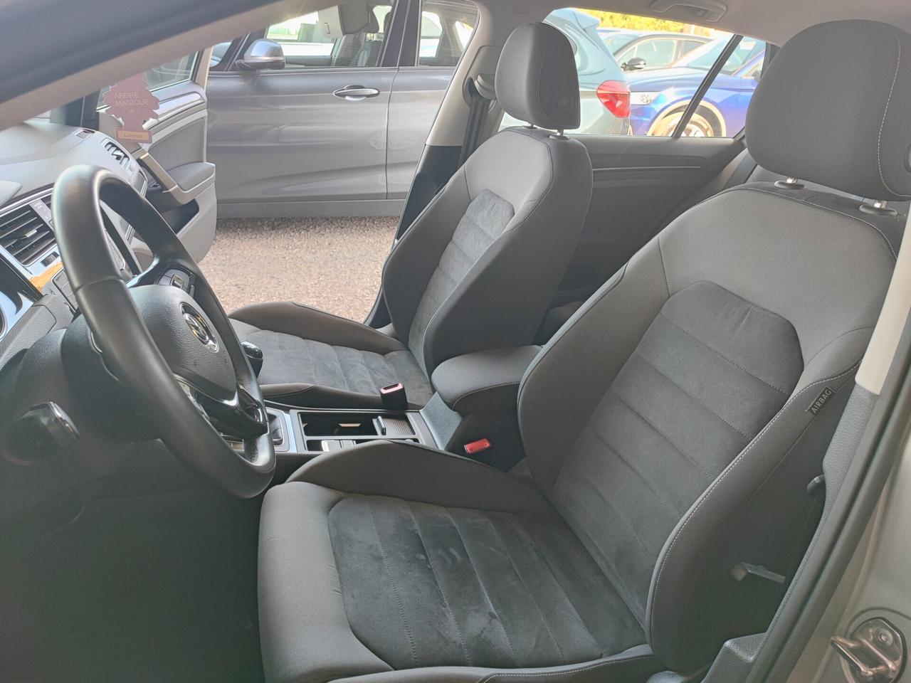 Volkswagen Golf 1.4 TSI 140 CV 5p. Highline BlueMotion Technology
