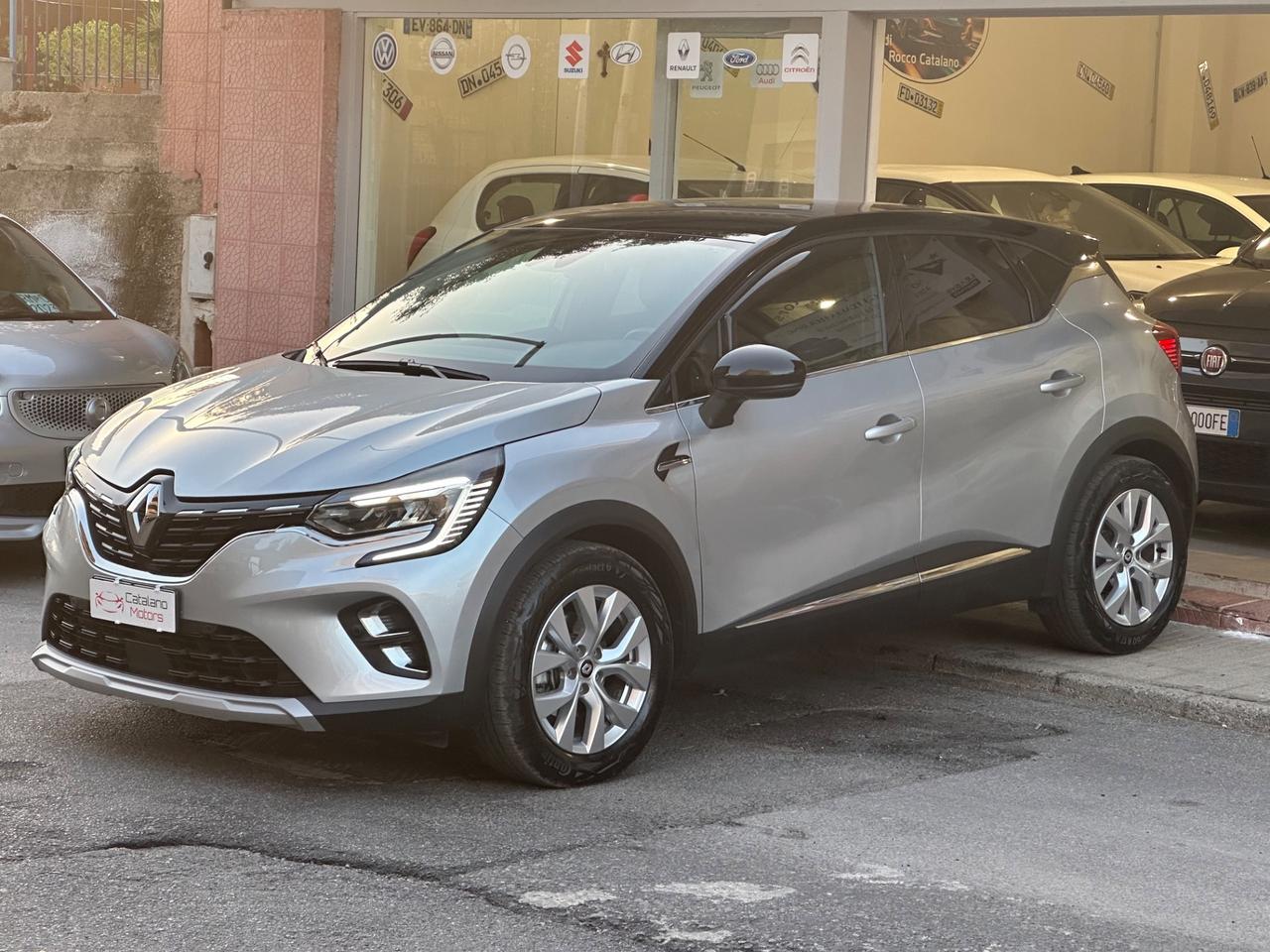 Renault Captur Full Hybrid E-Tech 145 CV Zen