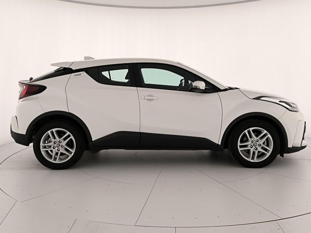 Toyota C-HR 1.8h business e-cvt