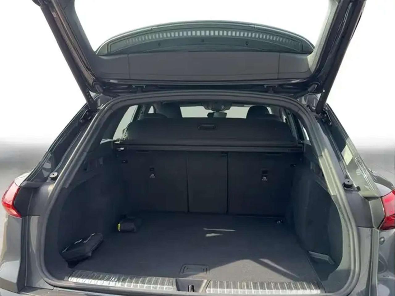 Audi Q5 40 2.0 tdi mhev S line tech Plus quattro s-tronic/Matrix