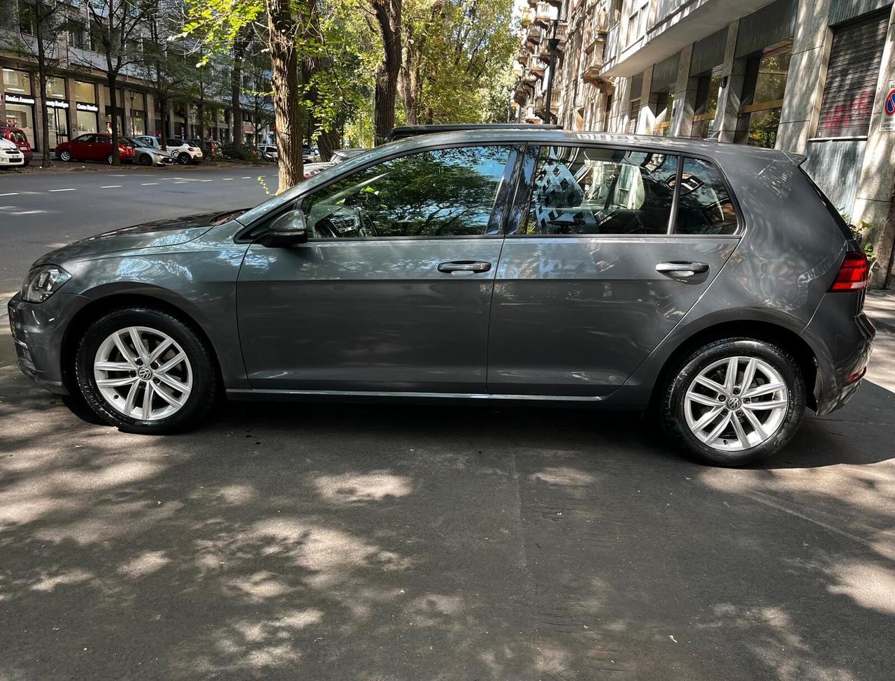 Volkswagen Golf 1.6 TDI 115CV DSG 5p. Business BlueMotion Technology