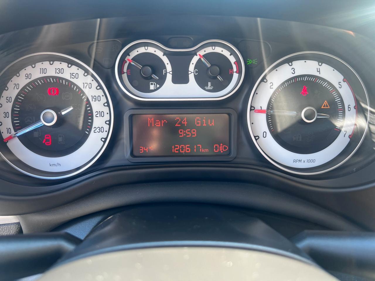 FIAT 500L 1,3 MTJ 95 CV POP STAR 5P
