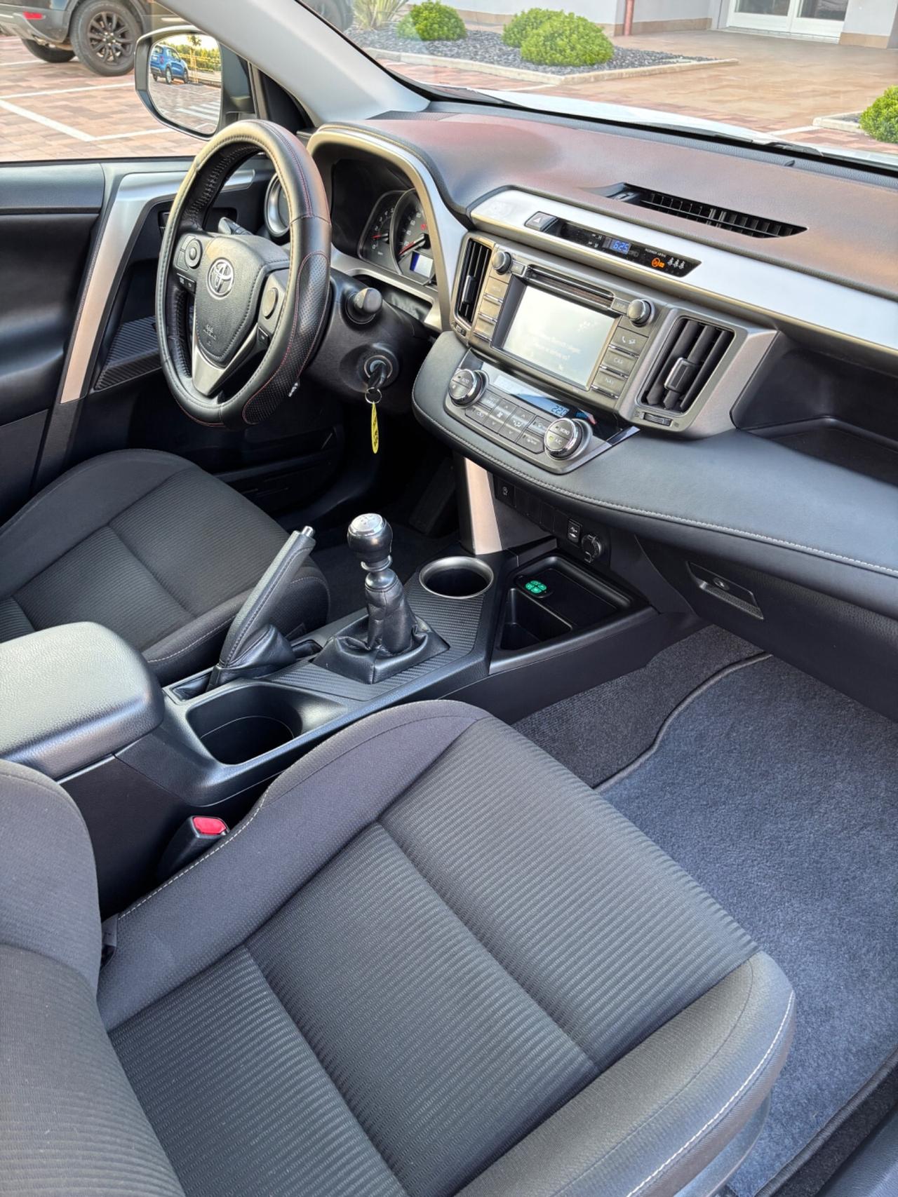 Toyota RAV 4 RAV4 2.0 D-4D 2WD Active