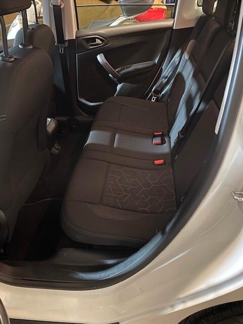 Peugeot 2008 1.6 e-HDi 92 CV Stop&Start Active