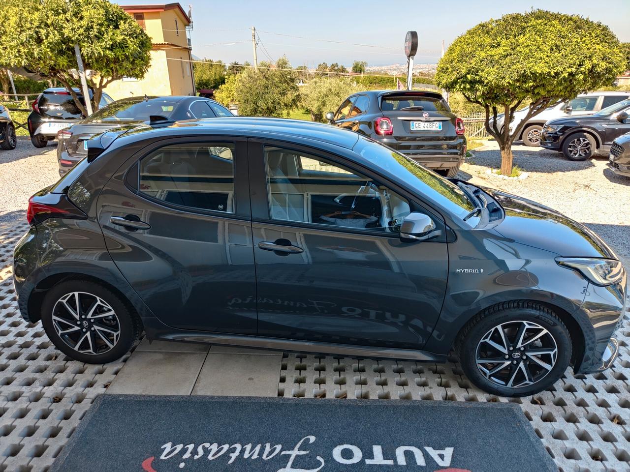 Toyota Yaris 1.5 Hybrid 5 porte Lounge