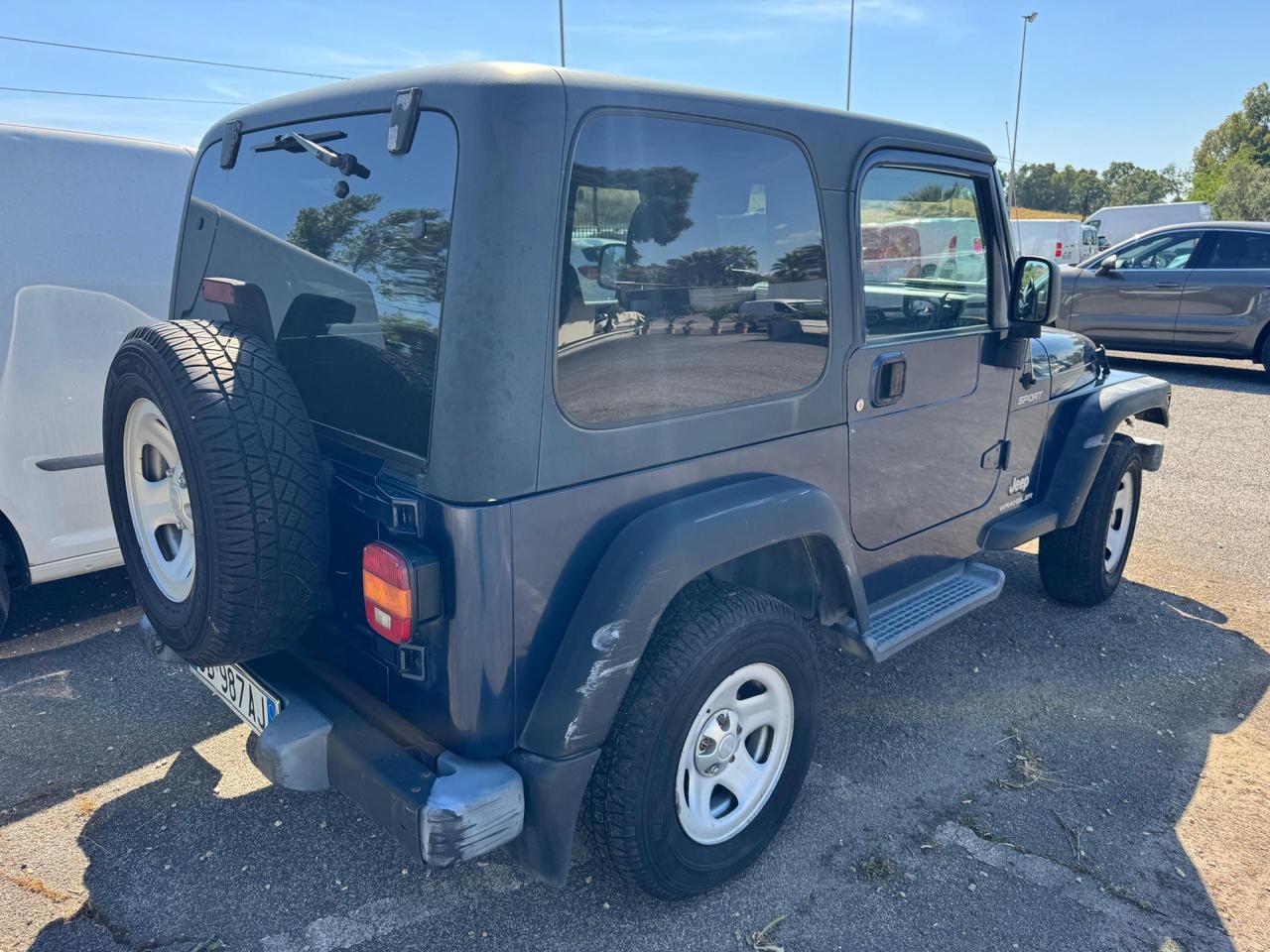 Jeep Wrangler Hard Top 2.4 Sport