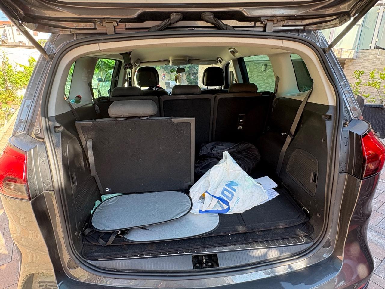 Opel Zafira Tourer 2.0 CDTi 7 posti pronta uso
