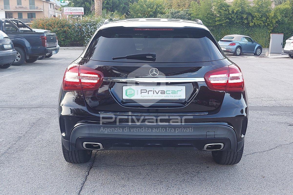 MERCEDES GLA 200 d Automatic 4Matic Premium