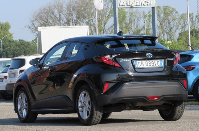TOYOTA C-HR 1.8 Hybrid E-CVT Active