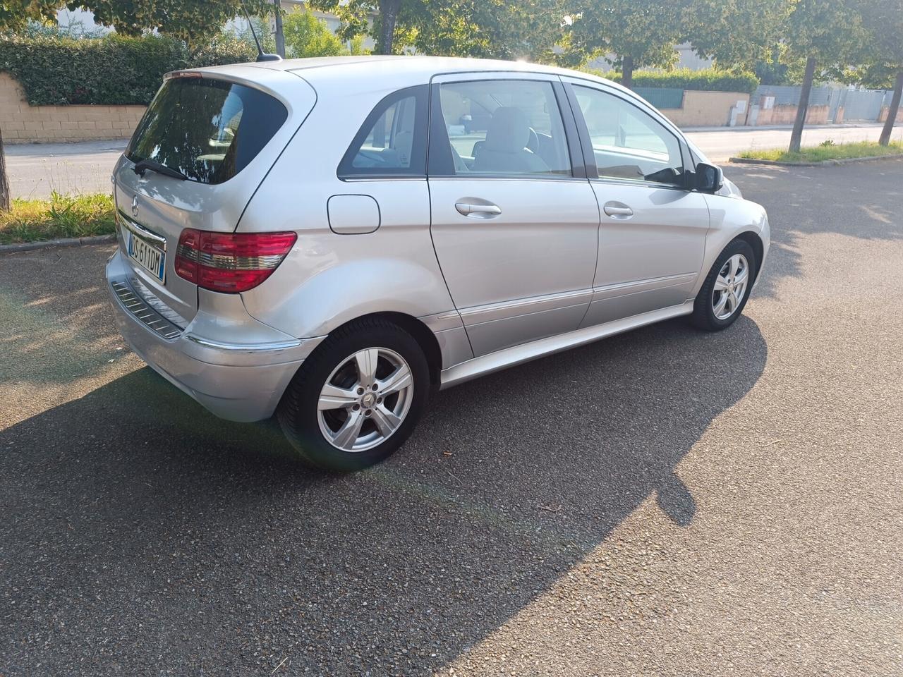 Mercedes B 170 Sport AUTOMATICA SOLO 146.000 km