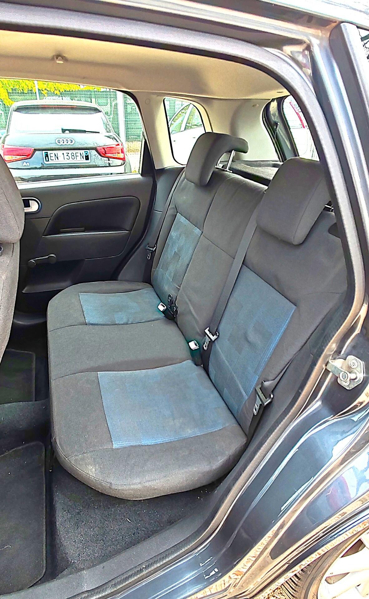 Ford Fiesta 1.2 16V 5p. Ghia OK NEOPATENTATI