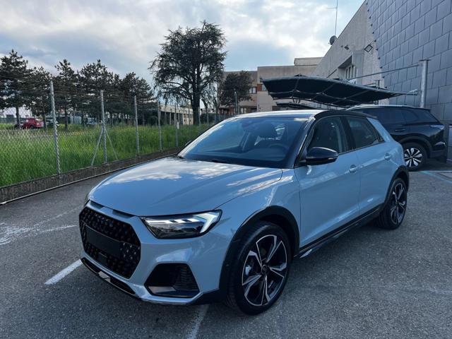 AUDI A1 allstreet 30 TFSI S-Tronic Identity Contrast NUOVA