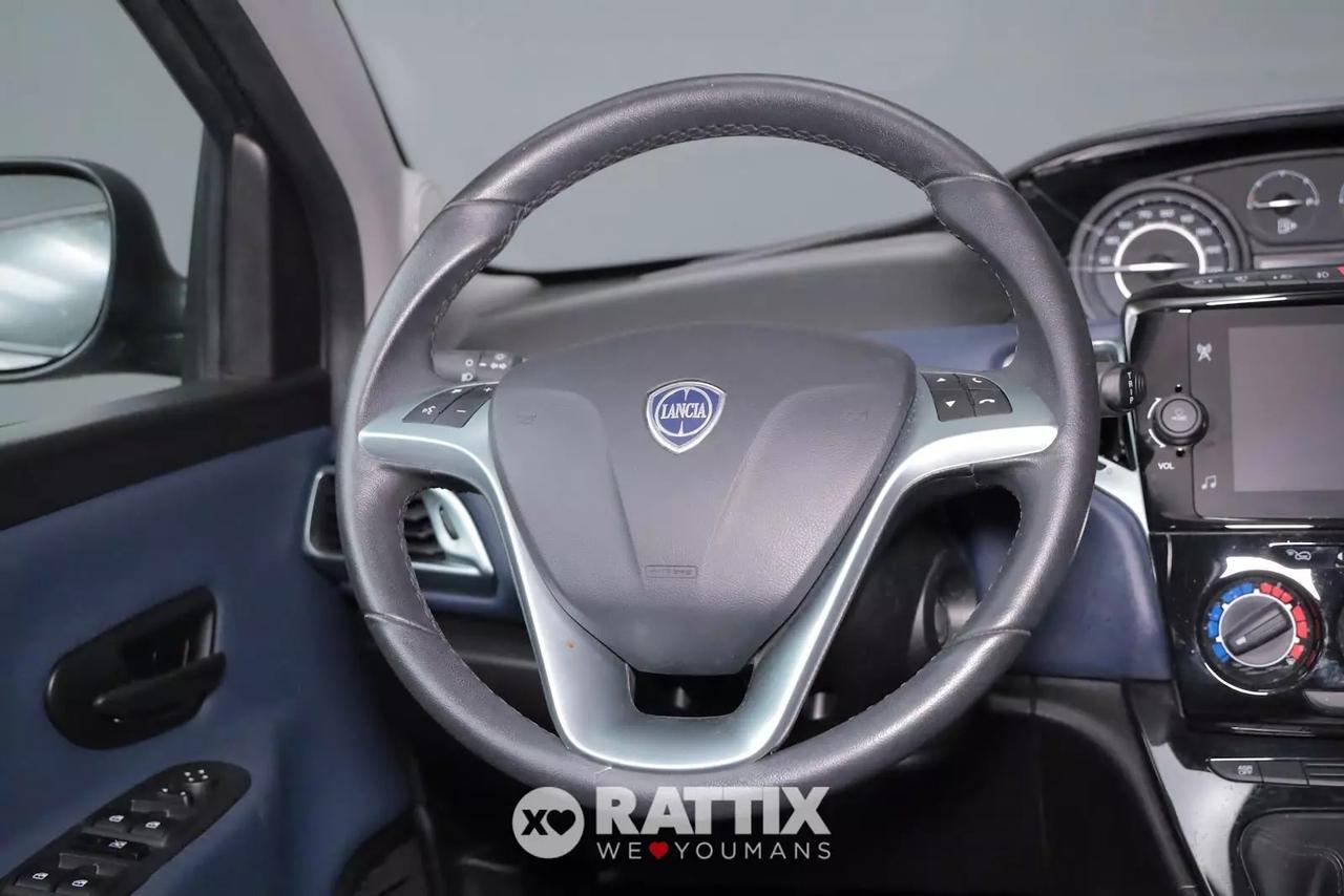 Lancia Ypsilon 1.0 Firefly Hybrid 70CV Platino