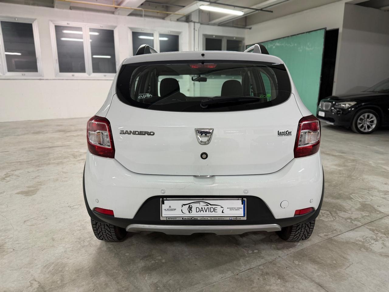 Dacia Sandero Stepway 1.6 12V 90CV Prestige