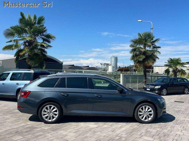 SKODA Superb Wagon iV 1.4 tsi phev Executive dsg - GD379BH