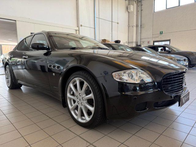 MASERATI Quattroporte 4.2 V8 //SERVICE BOOK//FULL