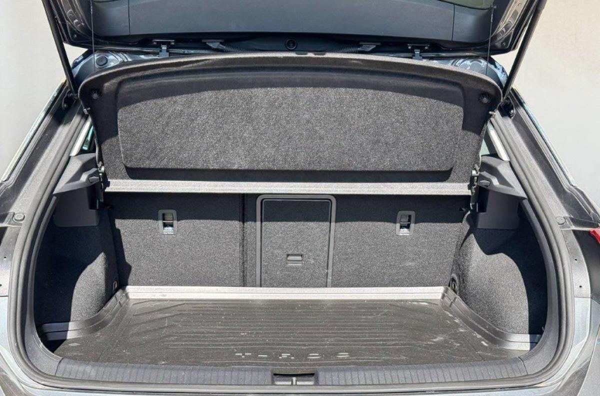 VOLKSWAGEN T-Roc 1.0 tsi life 110cv