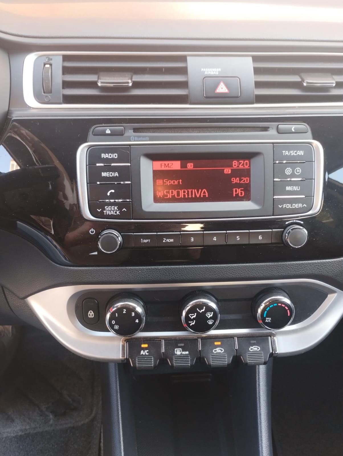 Kia Rio 1.1 CRDi 5p. Cool