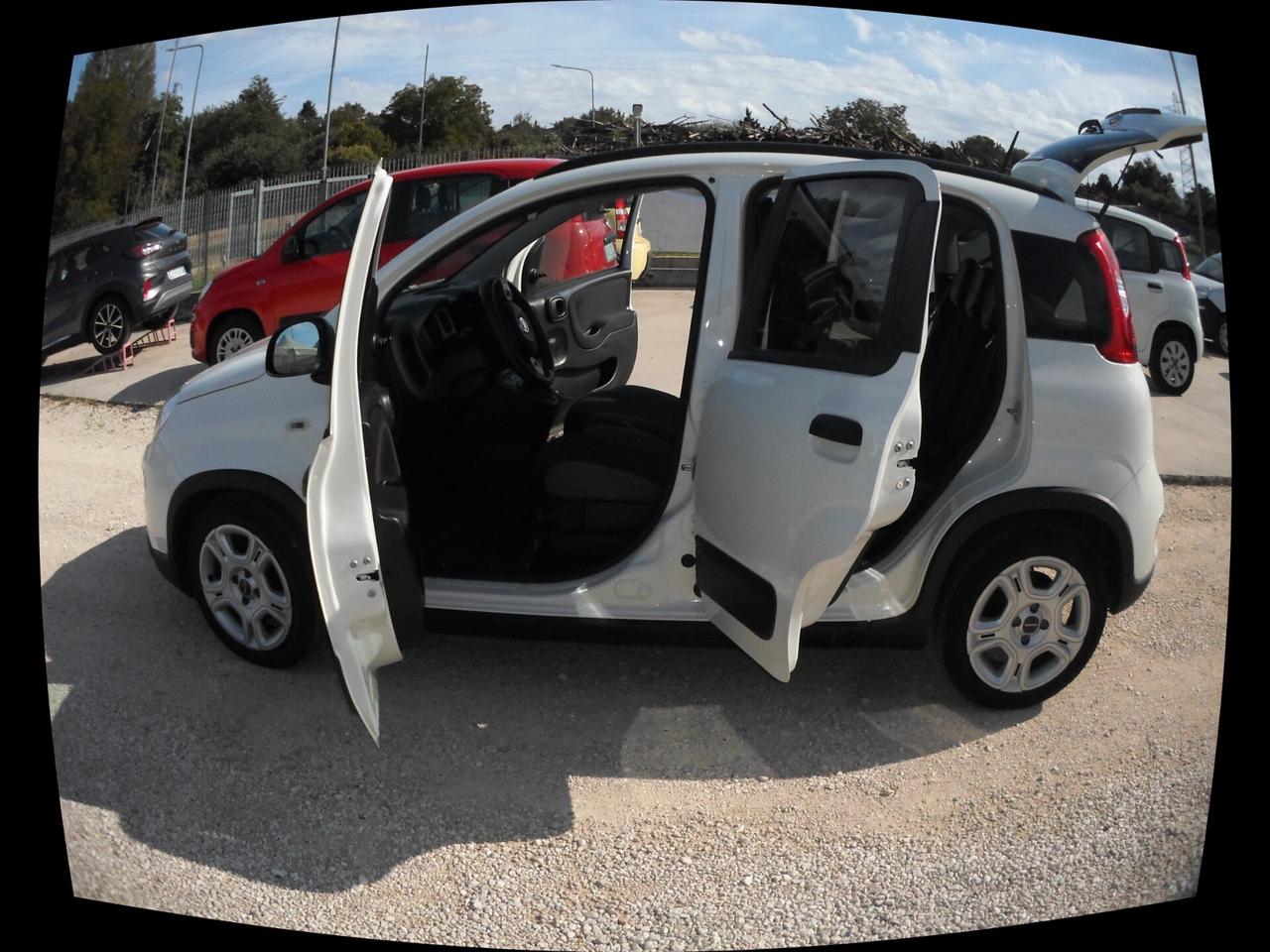 Fiat Panda 1.0 FireFly S&S Hybrid Red