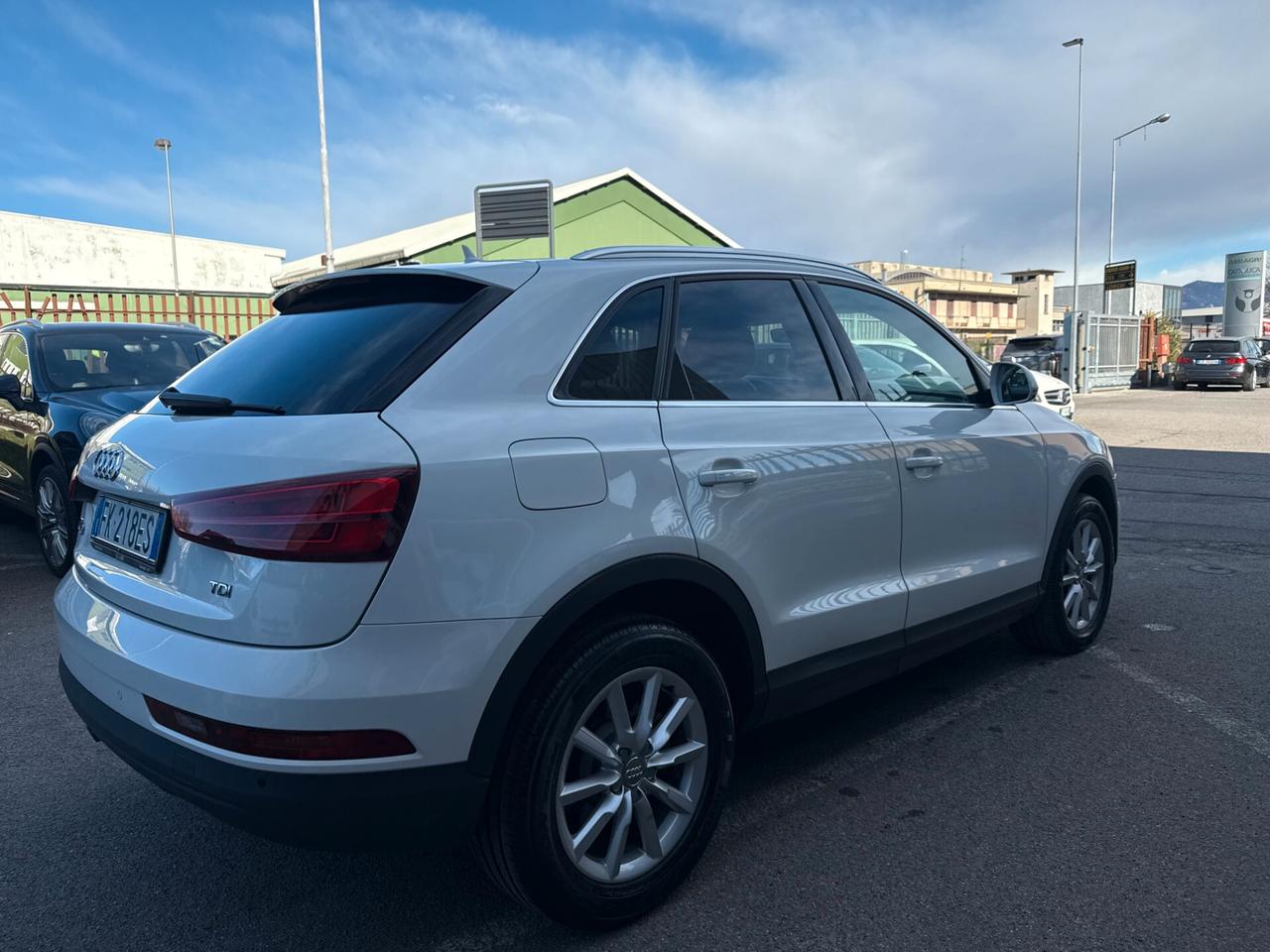 Audi Q3 2.0 tdi EURO 6 120cv s-tronic