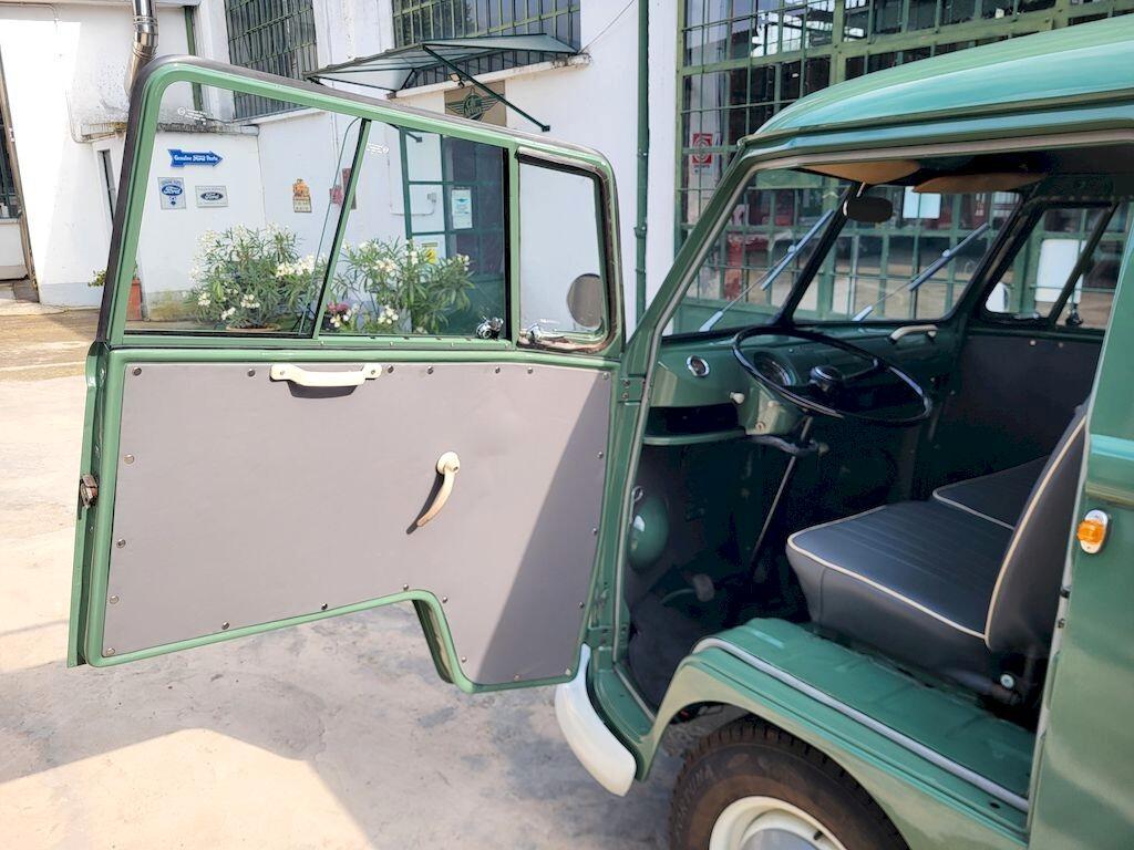 Volkswagen T1 Panel Split Window – 1964