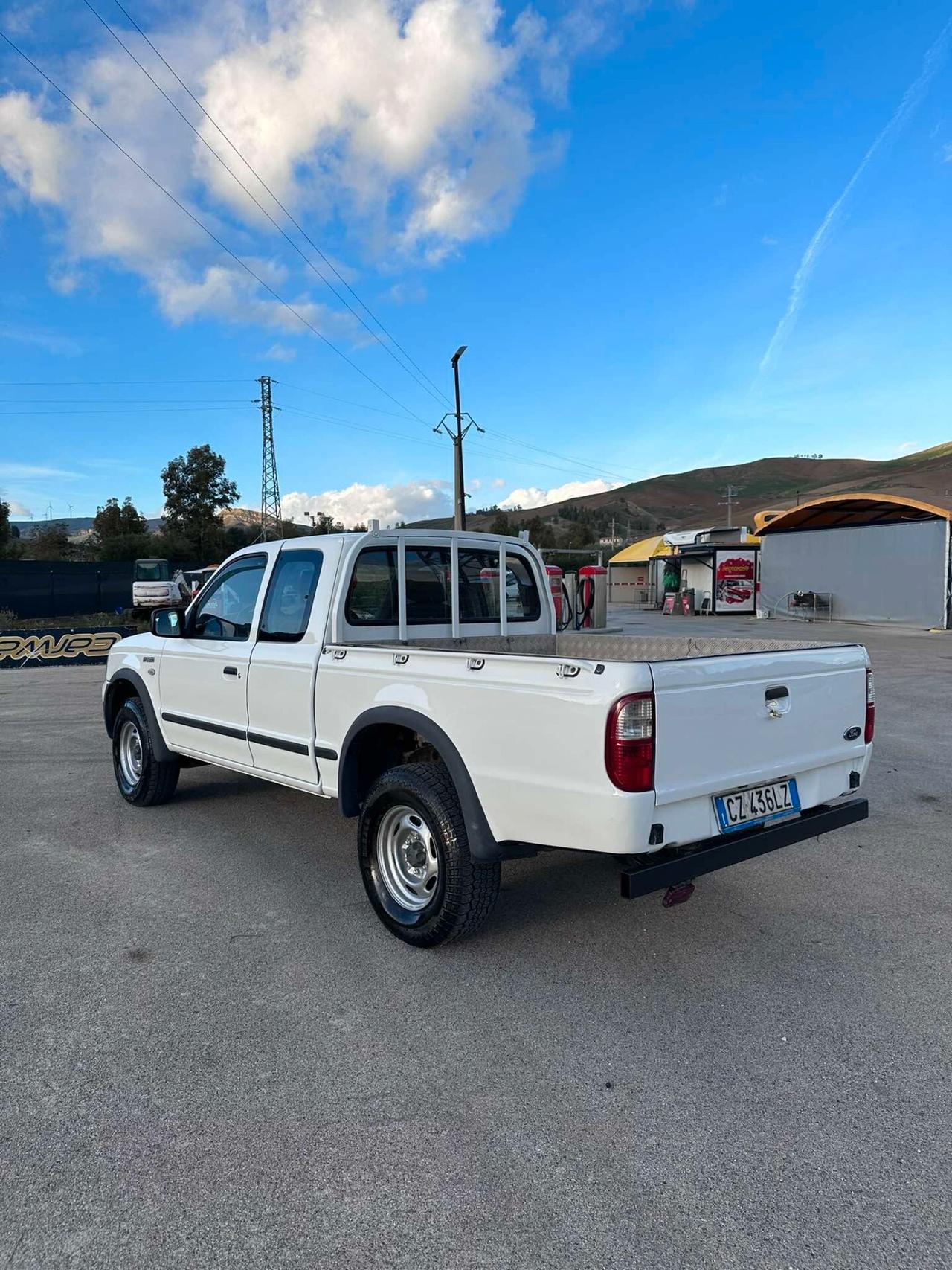 Ford Ranger 2.5 TDI (109CV) 4p. Super Cab Pick-up XL