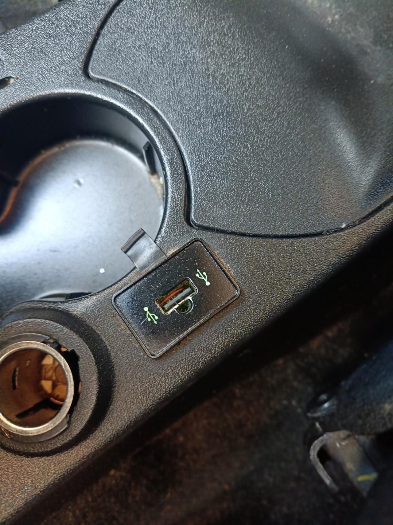 Lancia Ypsilon 1.2 69 CV Diva-NEOPATENTATI-Euro4490