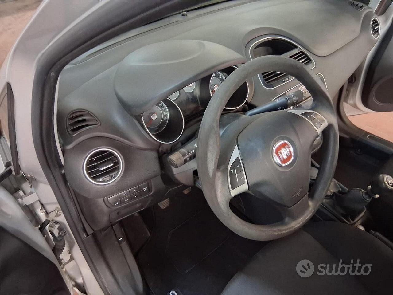 Fiat Punto 1.2 8v 69cv 5p Street Ok Neopatentati