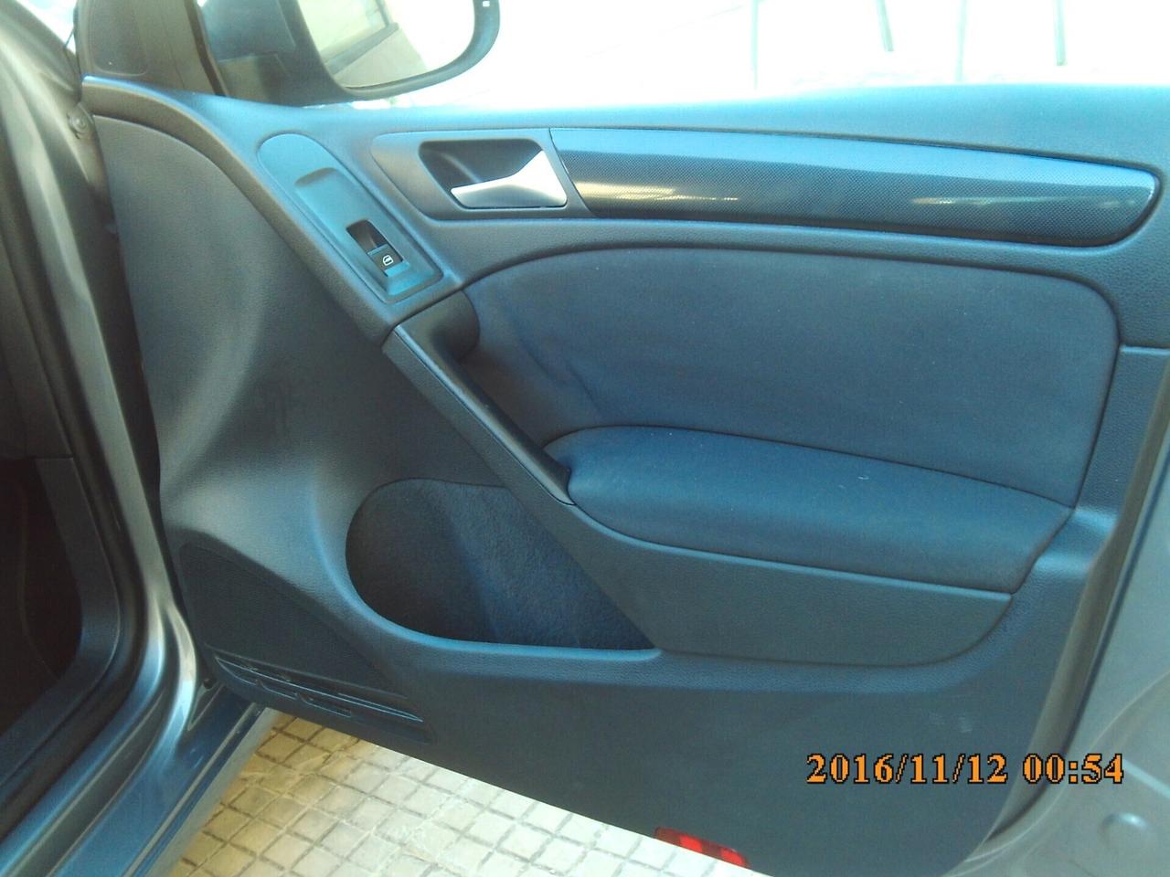 Volkswagen Golf 1.6 TDI DPF 5p. Highline