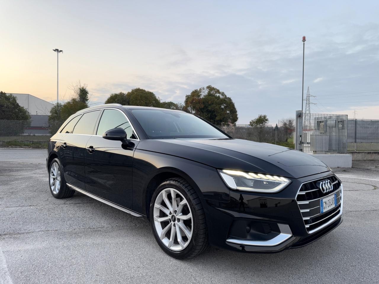 AUDI A4 2.0 Advanced S-Tronic - Virtual Matrix 18