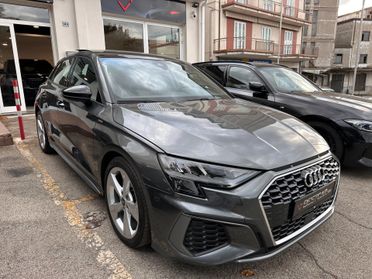 Audi A3 Sportback 30 TDI S tronic S Line / PANORAMA / R18 / VIRTUAL NAVI