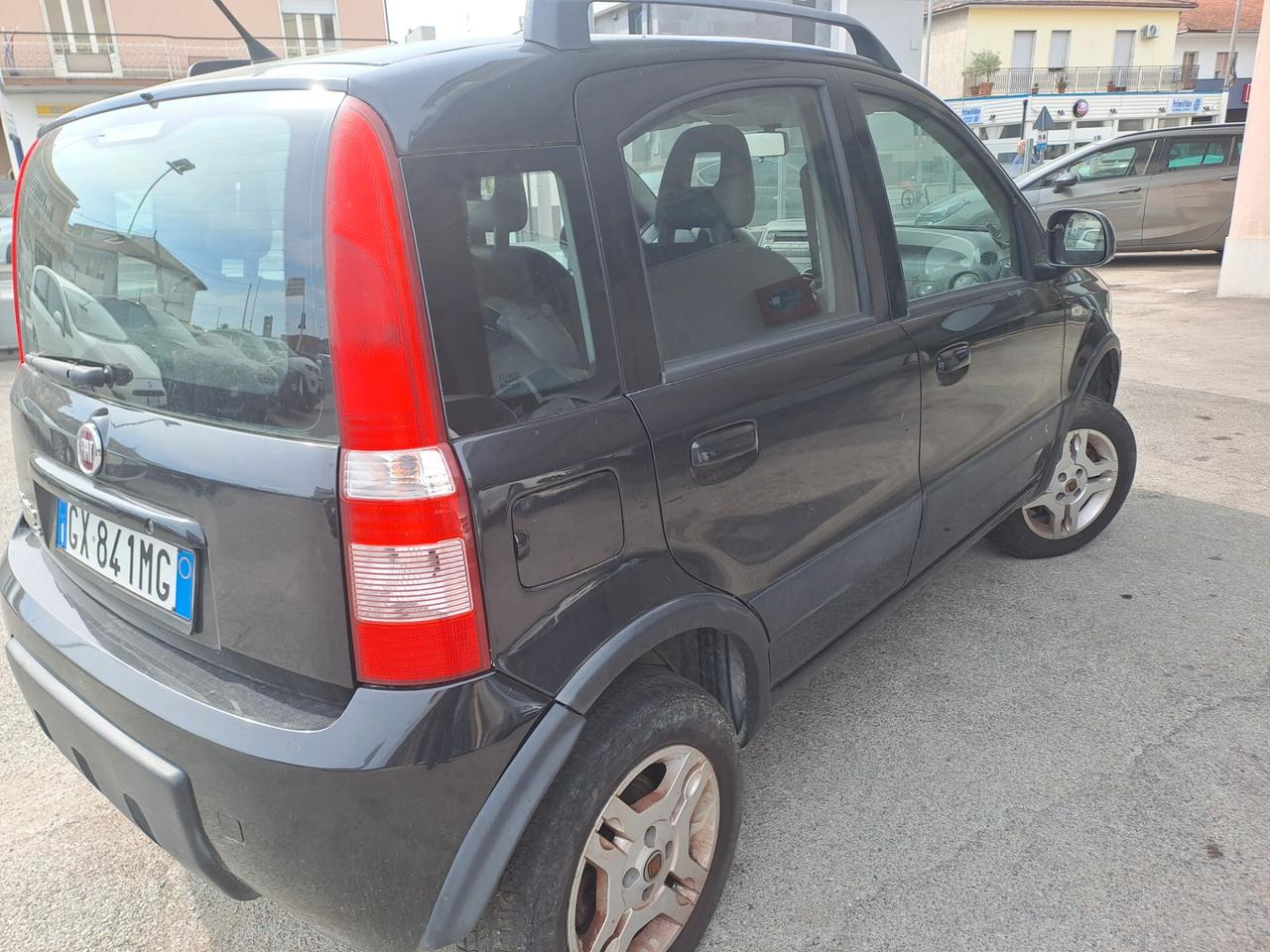 Fiat Panda 1.3 MJT 16V DPF 4x4 Climbing