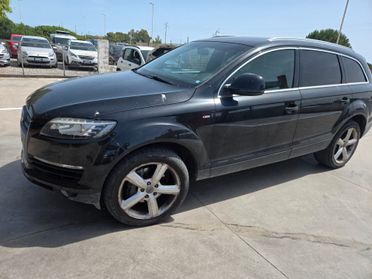 Audi Q7 3.0 V6 TDI 240 CV quattro tiptronic
