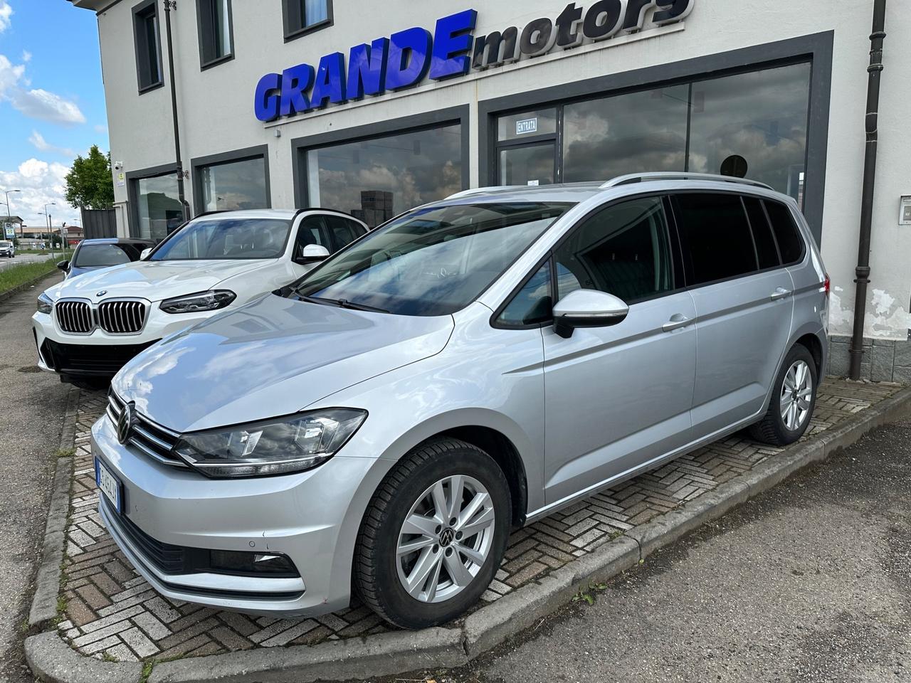 Volkswagen Touran 2.0 TDI 150 CV SCR DSG Business BlueMotion 7 POSTI
