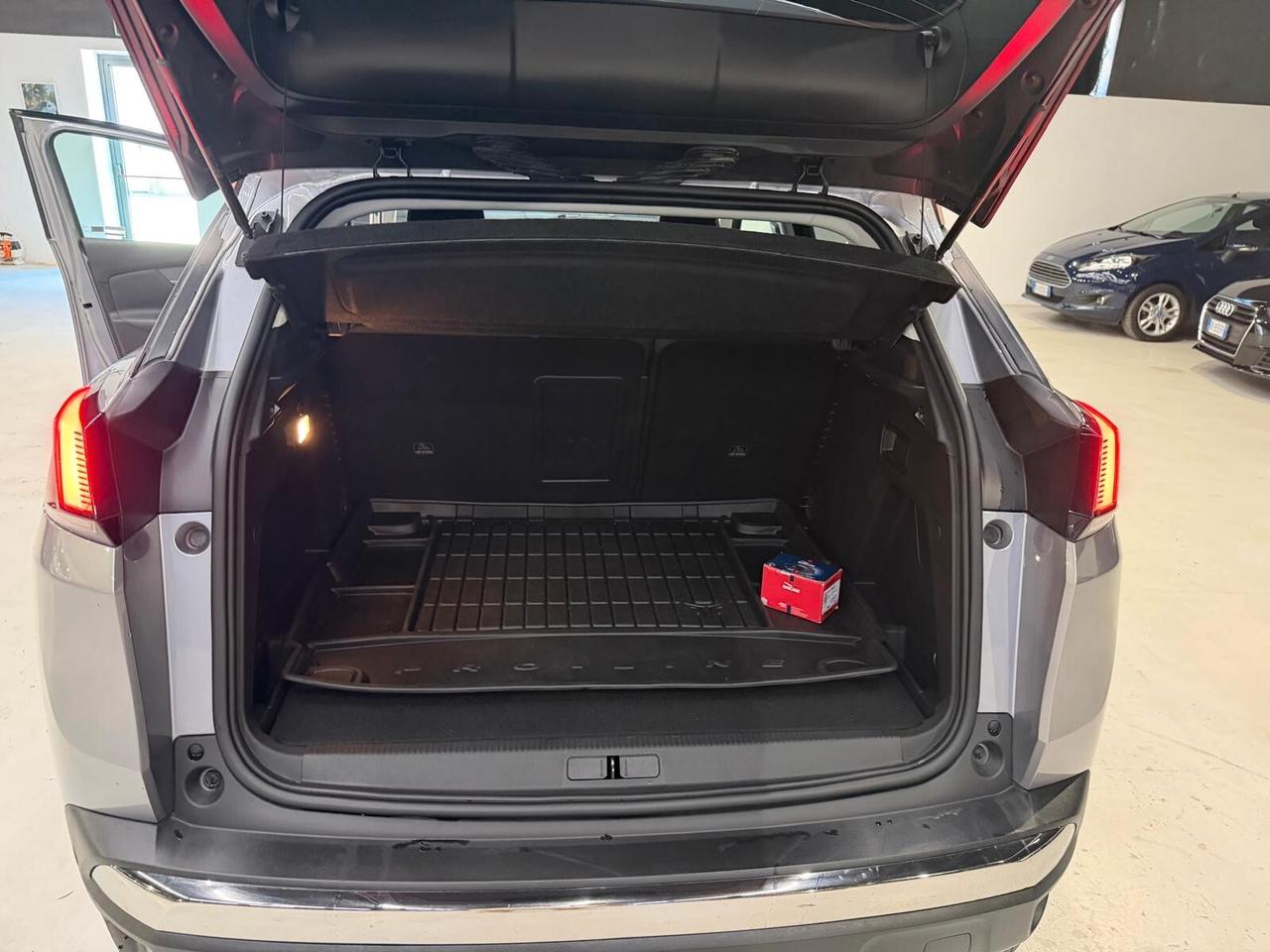 Peugeot 3008 BlueHDi 130 S&S Allure