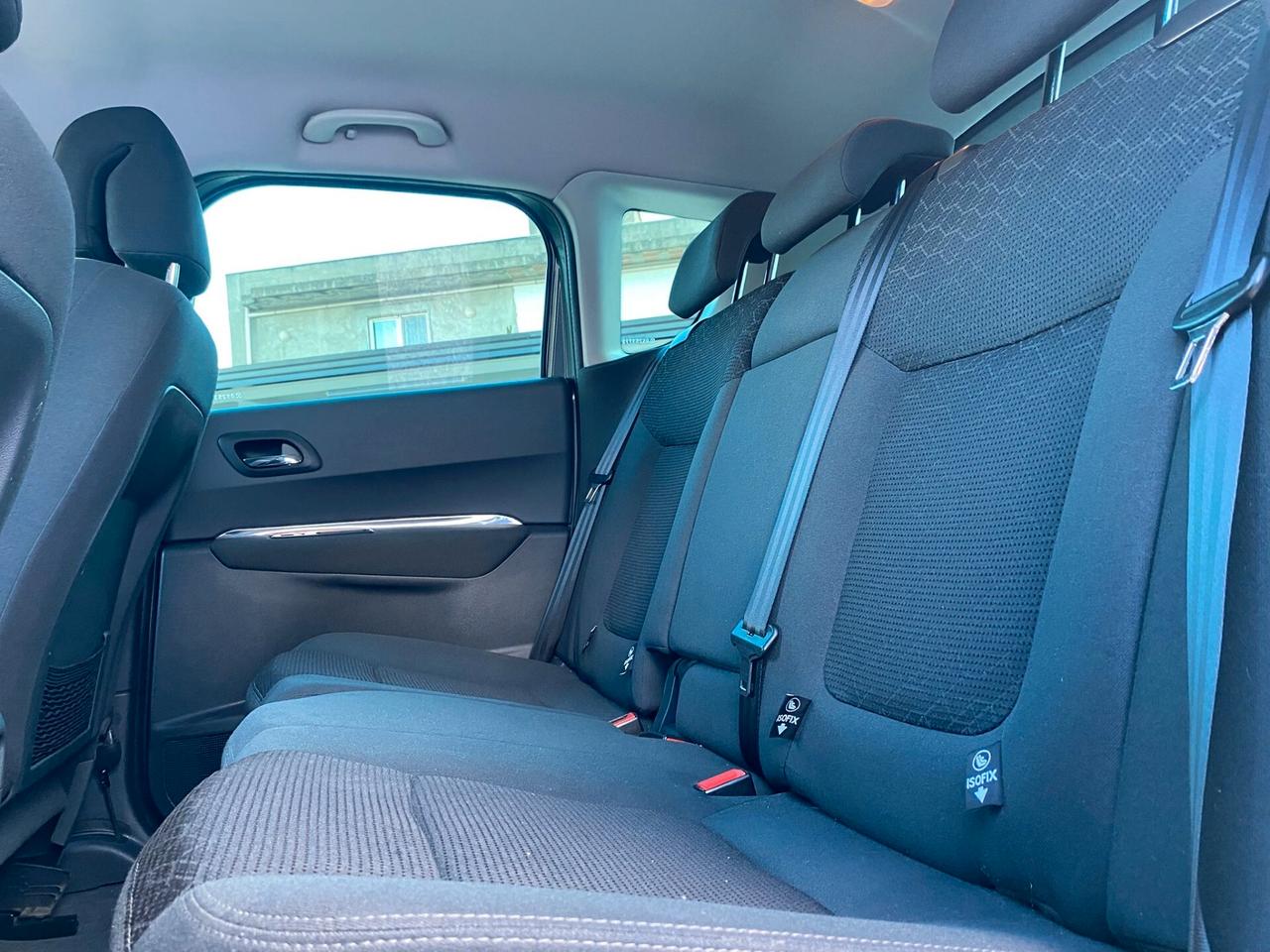 Peugeot 3008 1.6 HDi 115CV Allure