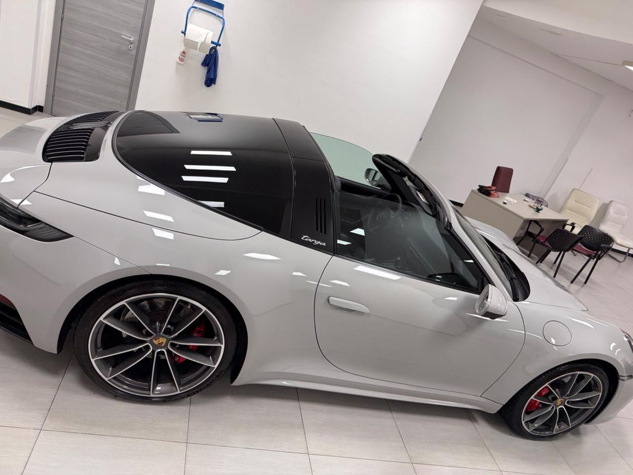 Porsche 911 Targa 4 50Y Design