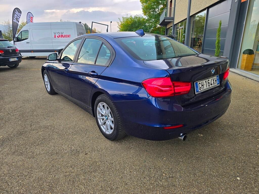 Bmw 318 318d BERLINA LUXURY DA VETRINA!