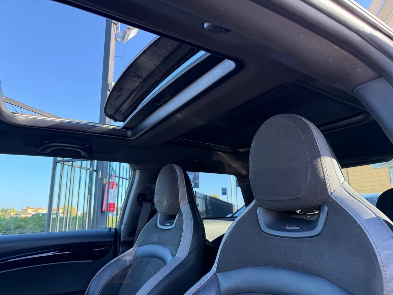 Mini John Cooper Works 2.0 JCW 231cv CambioMANUALE