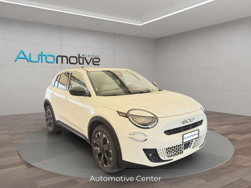 FIAT 600 1.2 Hybrid 100cv La Prima