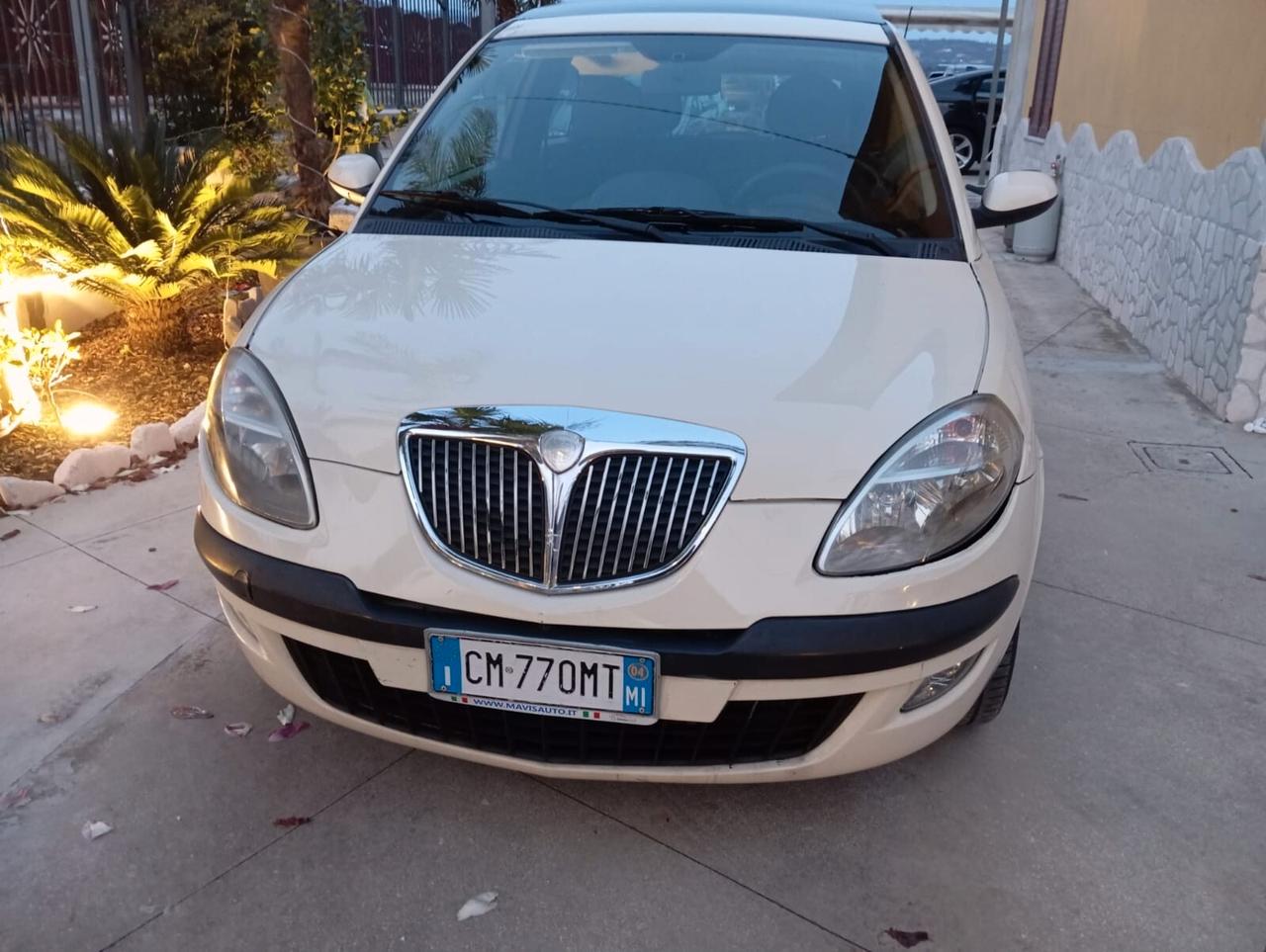 Lancia Ypsilon 1.3 Multijet 16V Oro