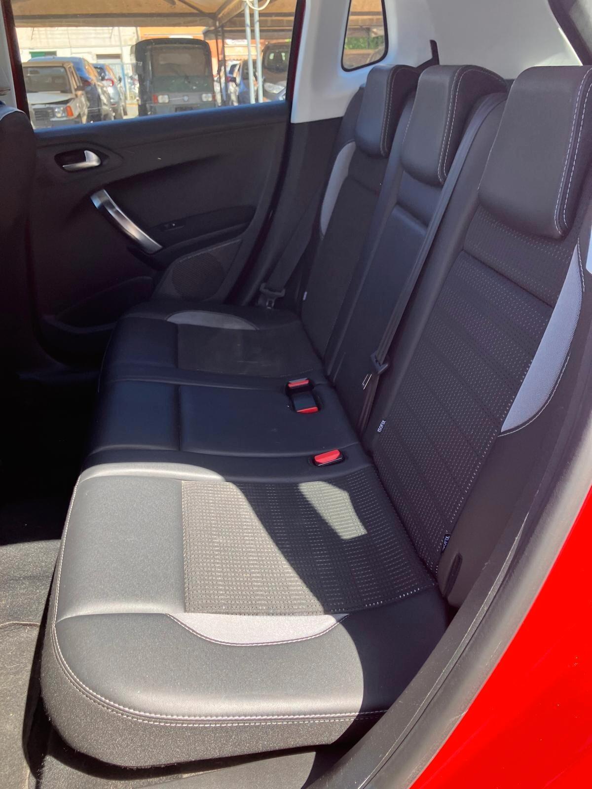 PEUGEOT 2008 1.2 110cv Allure