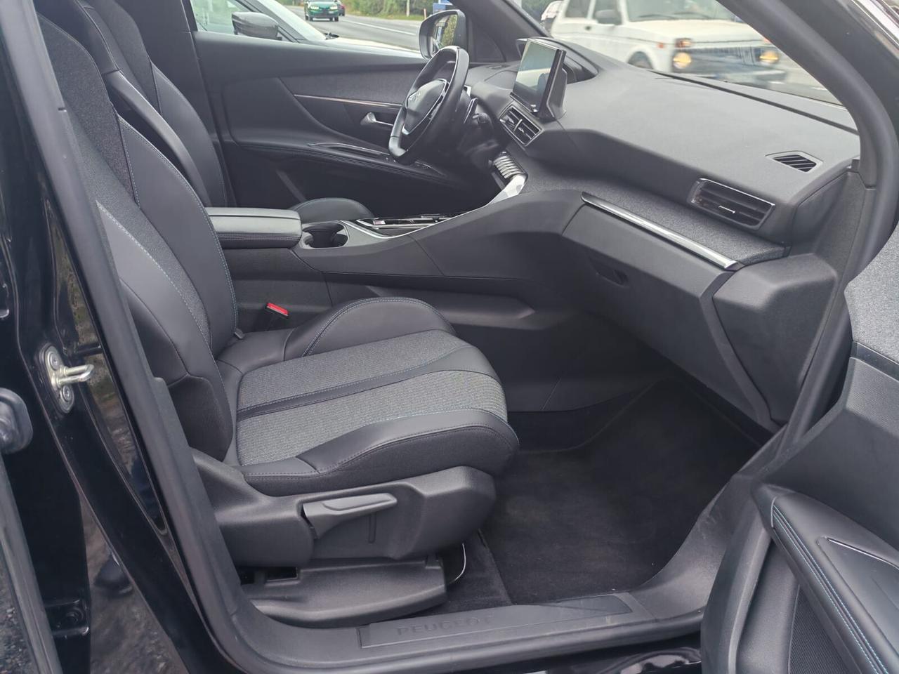 Peugeot 3008 BlueHDi 130 S&S Allure