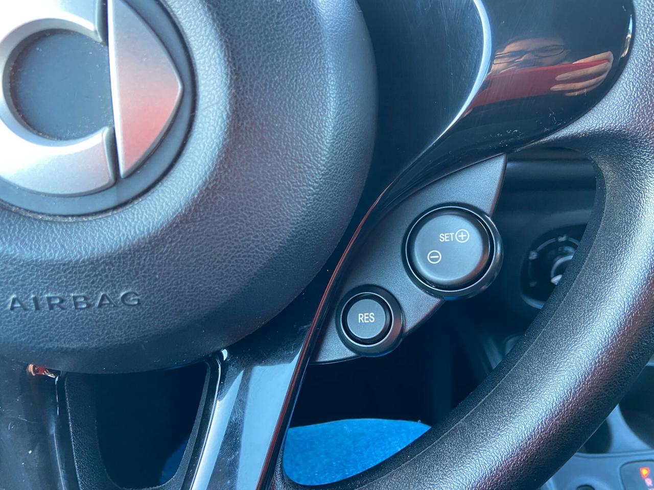 smart forTwo 1.0 Youngster 71cv twinamic