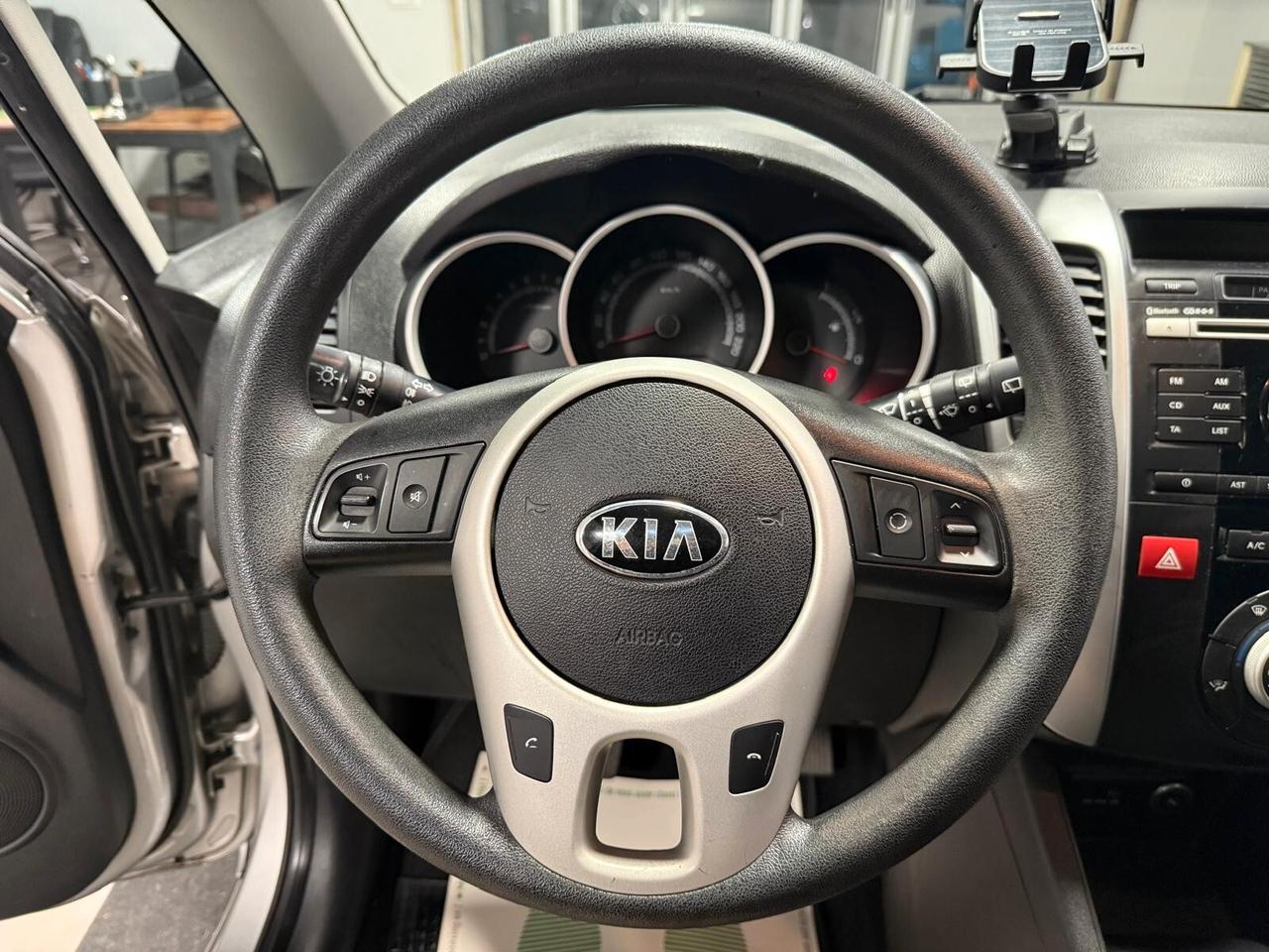 KIA VENGA 1.4 EcoGPL Cool 90cv DEL 2014 TETTO APRIBILE
