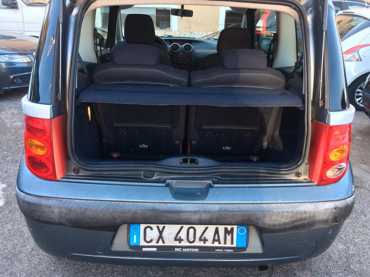 2005 Peugeot 1007 1.4 HDi Trendy tagliandata con cinta distribuzione eseguita a km 175000!!!
